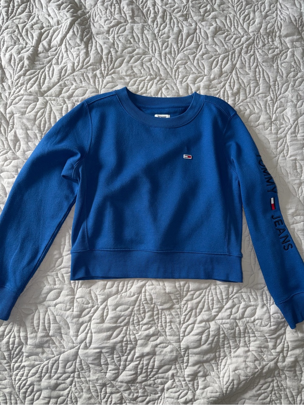 Tommy Hilfiger Women's Cobalt Blue Crewneck Sweatshirt